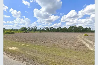 1251 Hathor St E, Lehigh Acres, FL 33974 - Photo 2