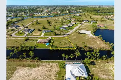 2719 NW 26th St, Cape Coral, FL 33993 - Photo 8