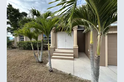 3600 NE 17th Pl, Cape Coral, FL 33909 - Photo 2