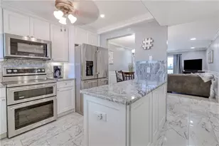 2121 Collier Ave, Fort Myers, FL 33901 - Photo 1
