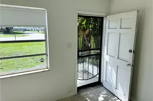 4360 Deleon St, Fort Myers, FL 33901 - Photo 2