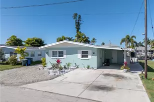 2562 Bayshore Dr, Matlacha, FL 33993 - Photo 40