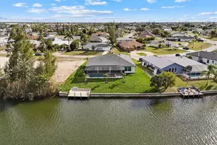 433 SW 21st St, Cape Coral, FL 33991 - Photo 48