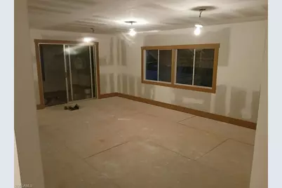 5511 Ben Franklin Ln, North Fort Myers, FL 33917 - Photo 2