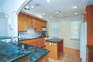 580 Sea Oats Dr, Sanibel, FL 33957 - Photo 8