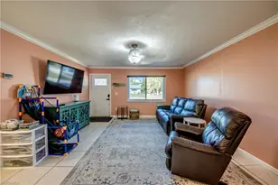 2912 Poinciana Dr, Naples, FL 34105 - Photo 8