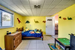 2912 Poinciana Dr, Naples, FL 34105 - Photo 26