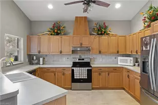 27350 San Carlos Dr, Punta Gorda, FL 33983 - Photo 12