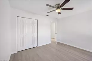 3628 Suntrust Dr, Fort Myers, FL 33916 - Photo 16