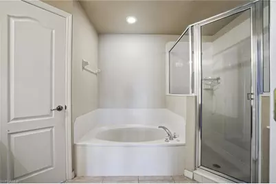 2809 NW 2nd St, Cape Coral, FL 33993 - Photo 22