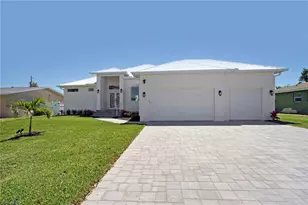 1426 SE 43rd Terrace, Cape Coral, FL 33904 - Photo 2