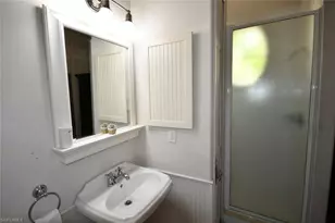 1829 Piccadilly Cir, Cape Coral, FL 33991 - Photo 40