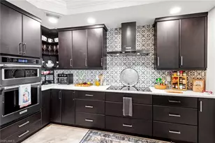 2745 1st St, Fort Myers, FL 33916 - Photo 8