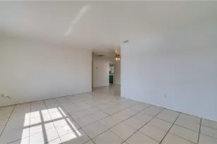 107 SW 16th Terrace, Cape Coral, FL 33991 - Photo 8