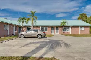 107 SW 16th Terrace, Cape Coral, FL 33991 - Photo 4