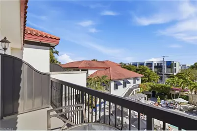 221 9th St S #405, Naples, FL 34102 - Photo 12