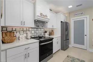 8824 Cascade Price Cir, North Fort Myers, FL 33917 - Photo 10