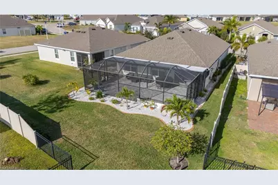 8824 Cascade Price Cir, North Fort Myers, FL 33917 - Photo 30