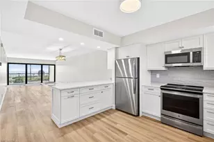 2737 W Gulf Dr, Sanibel, FL 33957 - Photo 10