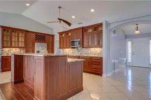 1704 NW 13th St, Cape Coral, FL 33993 - Photo 6