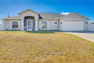 1704 NW 13th St, Cape Coral, FL 33993 - Photo 1