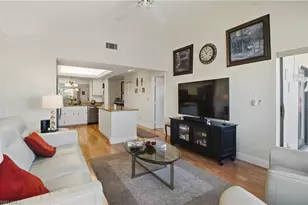 8595 Charter Club Cir, Fort Myers, FL 33919 - Photo 16