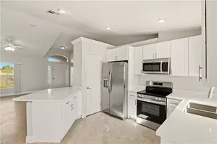 2032 NW 7th St, Cape Coral, FL 33993 - Photo 6