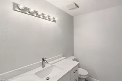 2032 NW 7th St, Cape Coral, FL 33993 - Photo 12