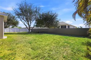 2032 NW 7th St, Cape Coral, FL 33993 - Photo 30