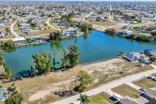 1235 NW 20th Pl, Cape Coral, FL 33993 - Photo 20