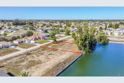 1235 NW 20th Pl, Cape Coral, FL 33993 - Photo 4