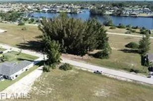 2819 NW 45th Pl, Cape Coral, FL 33993 - Photo 1