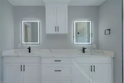 1138 Helen Ave S, Lehigh Acres, FL 33974 - Photo 24