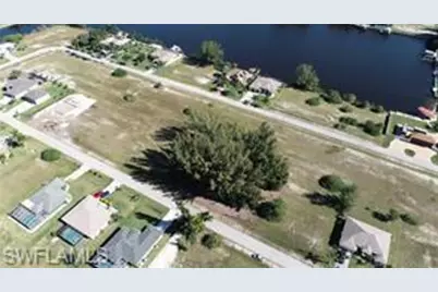 2815 NW 45th Pl, Cape Coral, FL 33993 - Photo 10