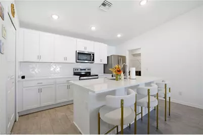 1910 NW 27th Pl, Cape Coral, FL 33993 - Photo 10