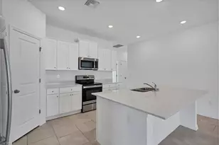 3904 Treasure Oak Wy, Fort Myers, FL 33905 - Photo 8