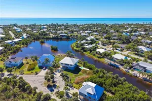 697 Spartina Ct, Sanibel, FL 33957 - Photo 2