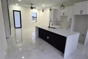 3804 8th St SW, Lehigh Acres, FL 33976 - Photo 8