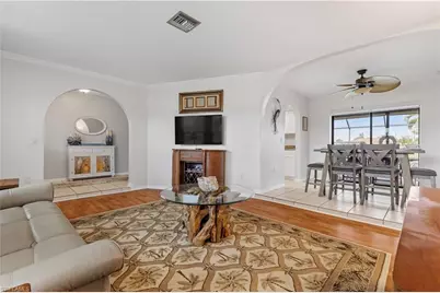 2224 SE 6th Ave, Cape Coral, FL 33990 - Photo 10