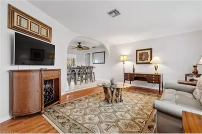 2224 SE 6th Ave, Cape Coral, FL 33990 - Photo 8
