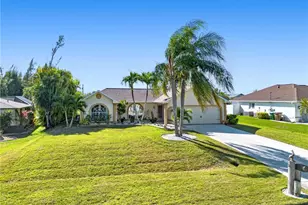 836 SW 23rd St, Cape Coral, FL 33991 - Photo 34