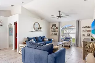 836 SW 23rd St, Cape Coral, FL 33991 - Photo 8