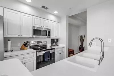 10391 Butterfly Palm Dr #1012, Fort Myers, FL 33966 - Photo 10