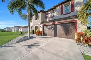 207 NE 24th Terrace, Cape Coral, FL 33909 - Photo 2