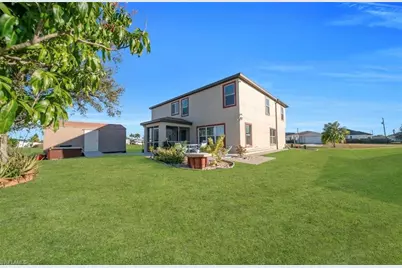 207 NE 24th Ter, Cape Coral, FL 33909 - Photo 12