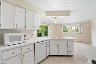 5661 Eichen Cir E, Fort Myers, FL 33919 - Photo 12