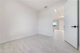 3008 23rd St SW, Lehigh Acres, FL 33976 - Photo 24