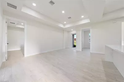3008 23rd St SW, Lehigh Acres, FL 33976 - Photo 4