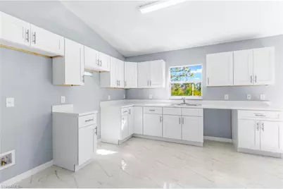 571 Flamingo Ave, Lehigh Acres, FL 33974 - Photo 6