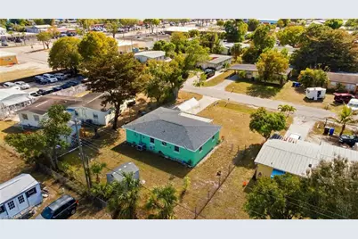 2431 Hunter Ter, Fort Myers, FL 33901 - Photo 4